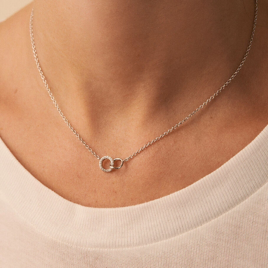 Collier Ras Du Cou RONDOU - Cristal / Argenté 2 Collier Ras Du Cou RONDOU - Cristal / Argenté – Image 2