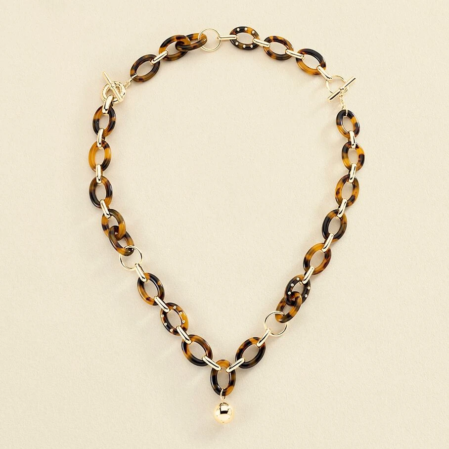 Collier Mi-long BOUCLE - Ecaille / Doré 1 Collier Mi-long BOUCLE - Ecaille / Doré