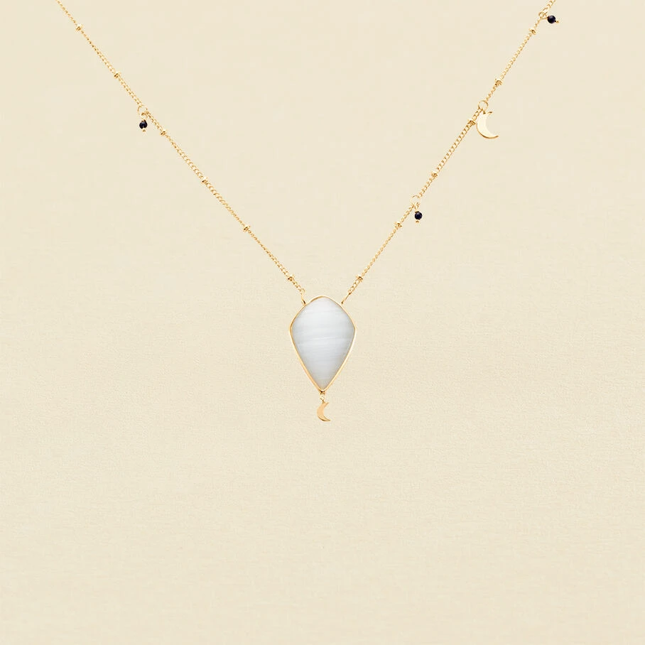 Collier Mi-long CREPUSCULE - Blanc / Doré 1 Collier Mi-long CREPUSCULE - Blanc / Doré