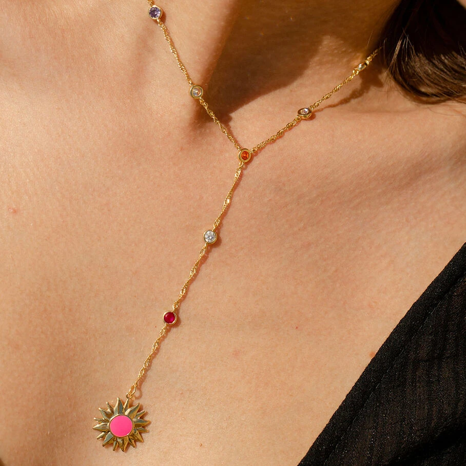 Collier Mi-long RODEO - Multicolore / Doré 3 Collier Mi-long RODEO - Multicolore / Doré – Image 3