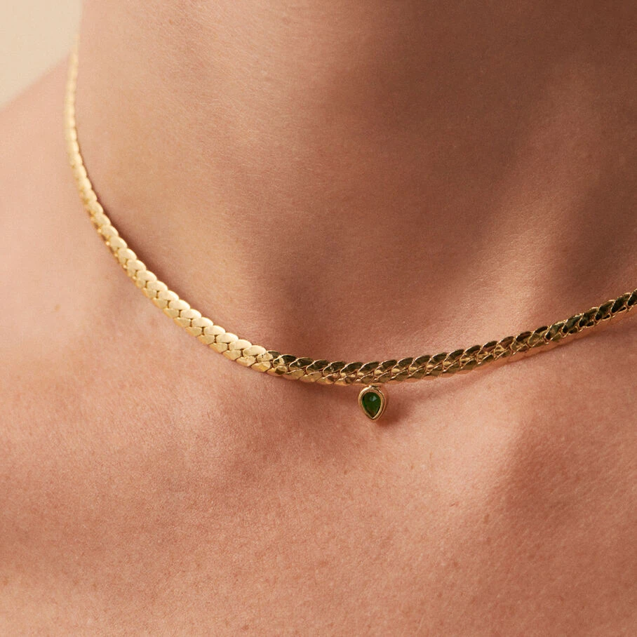 Collier Ras Du Cou NEITH - Vert / Doré 2 Collier Ras Du Cou NEITH - Vert / Doré – Image 2